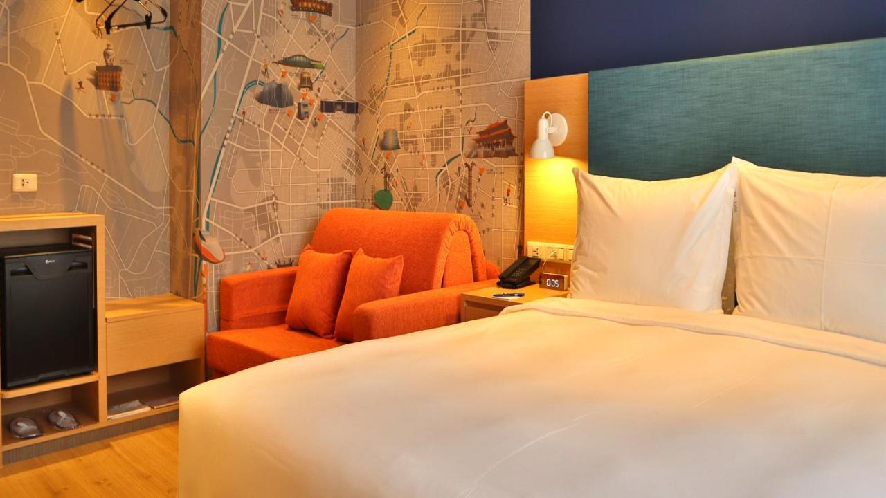 Holiday Inn Express Taichung Fengchia By Ihg Exteriér fotografie