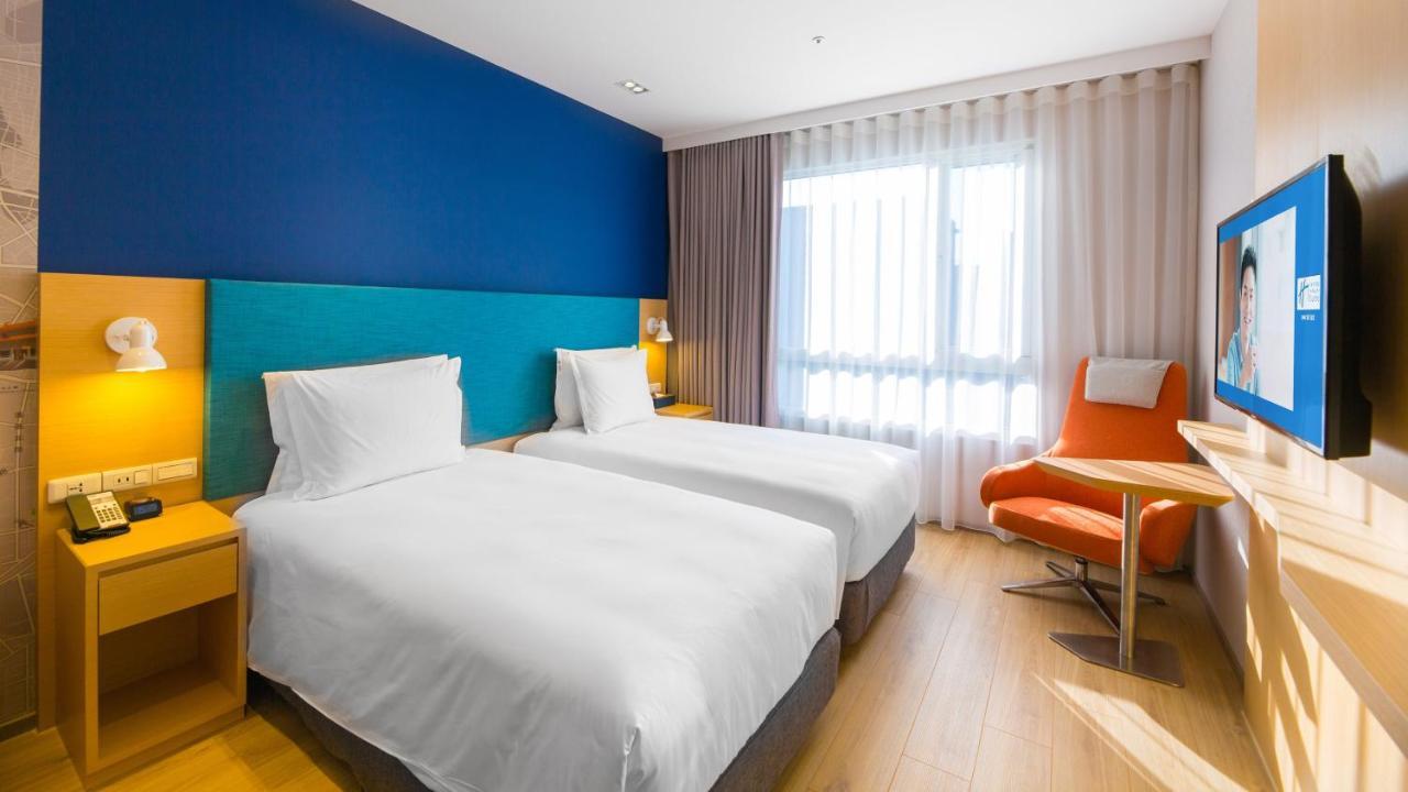 Holiday Inn Express Taichung Fengchia By Ihg Exteriér fotografie