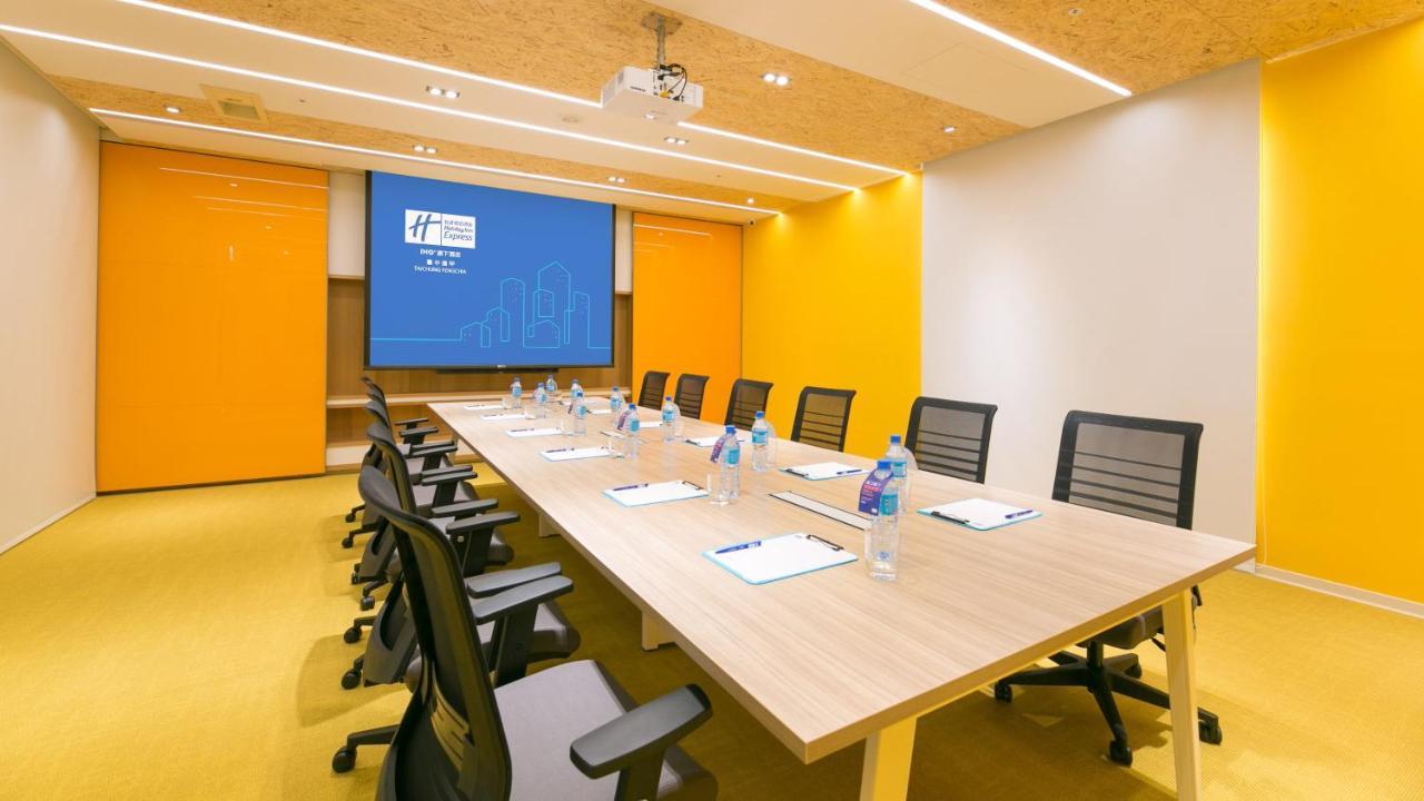 Holiday Inn Express Taichung Fengchia By Ihg Exteriér fotografie