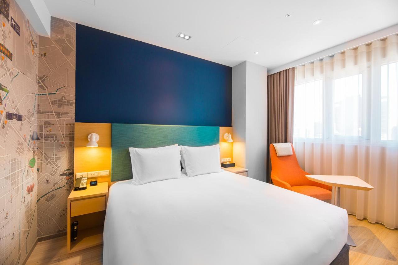 Holiday Inn Express Taichung Fengchia By Ihg Exteriér fotografie